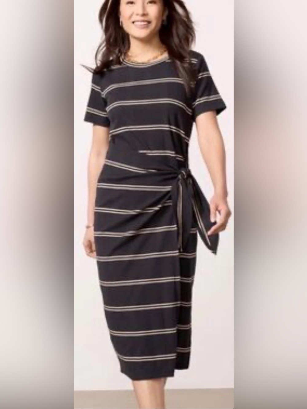 Evereve Black & Cream Striped Tie Waist Midi Dress